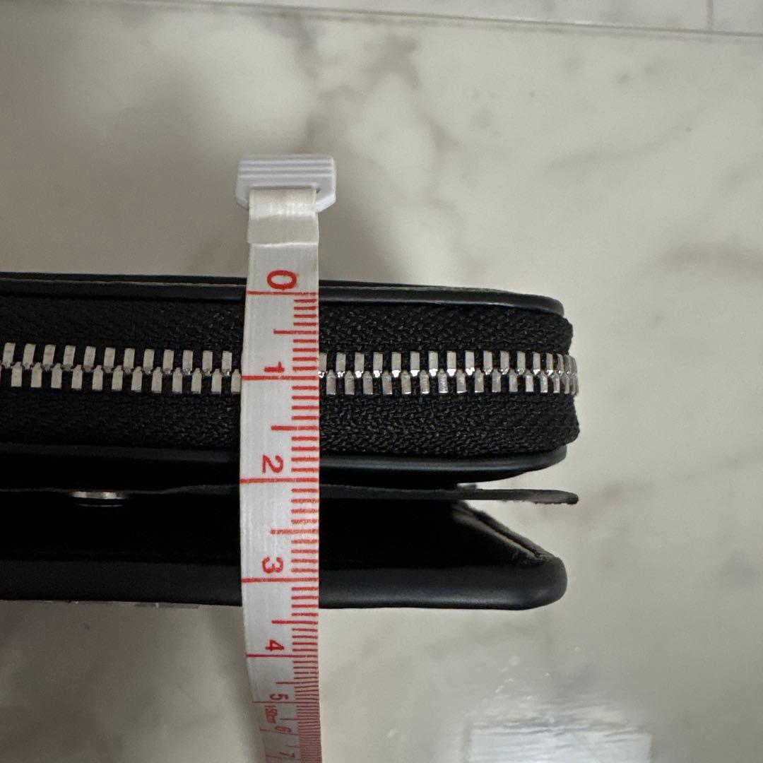 新品未使用　カルバンクライン　二つ折り財布