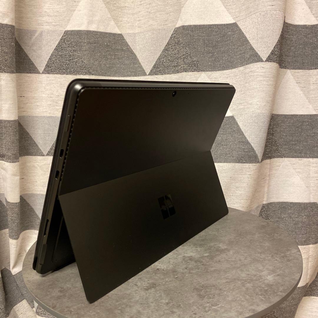 Microsoft Surface Pro8/core-i5 美品