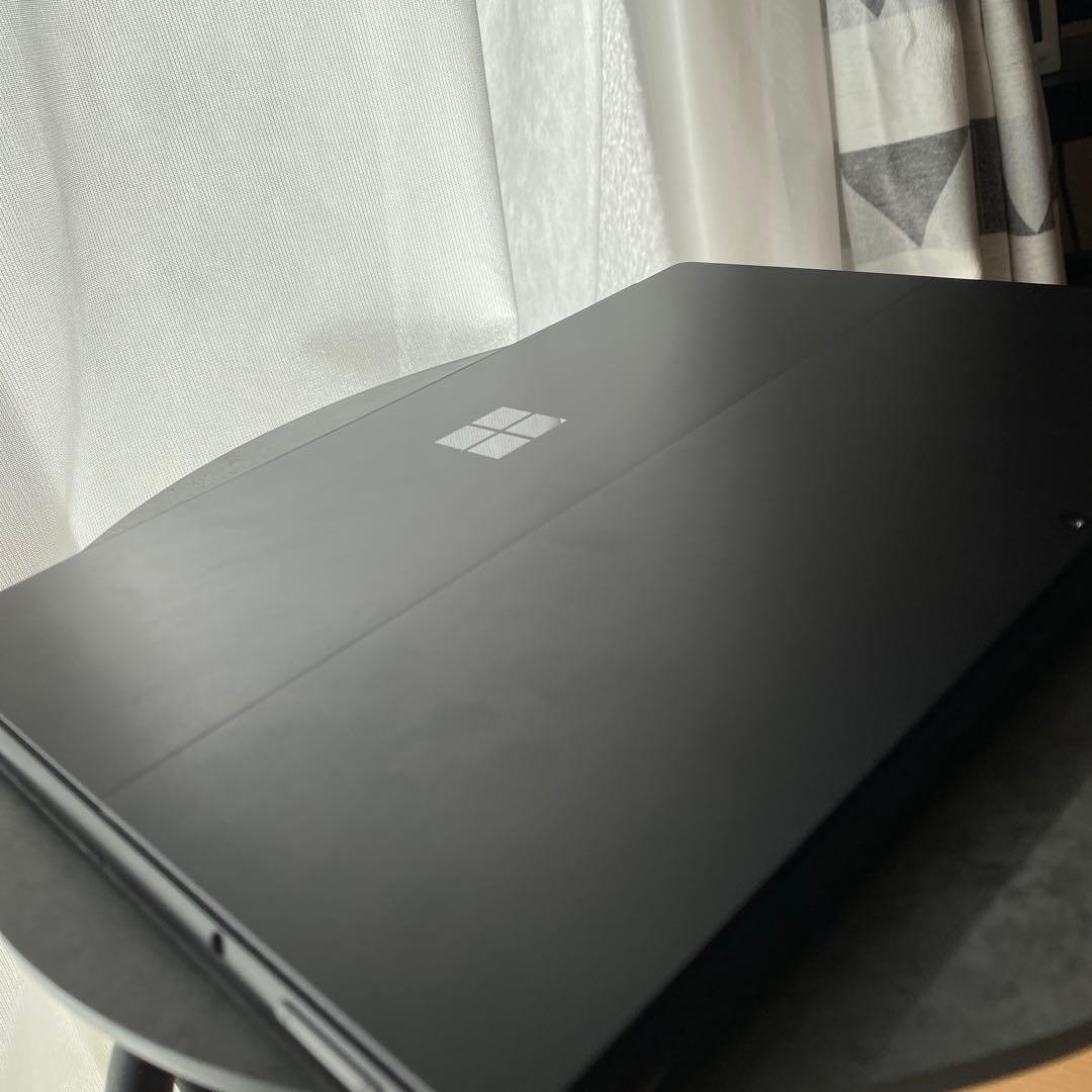Microsoft Surface Pro8/core-i5 美品