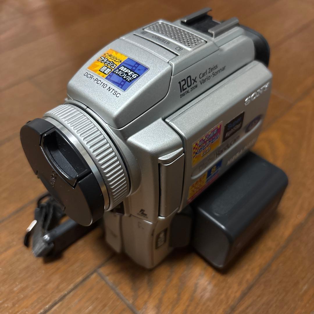 Sony DCR-PC110 NTSC デジタルビデオカメラ