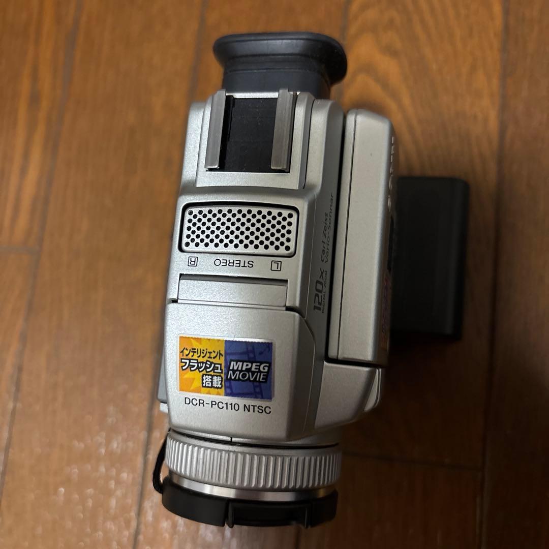 Sony DCR-PC110 NTSC デジタルビデオカメラ