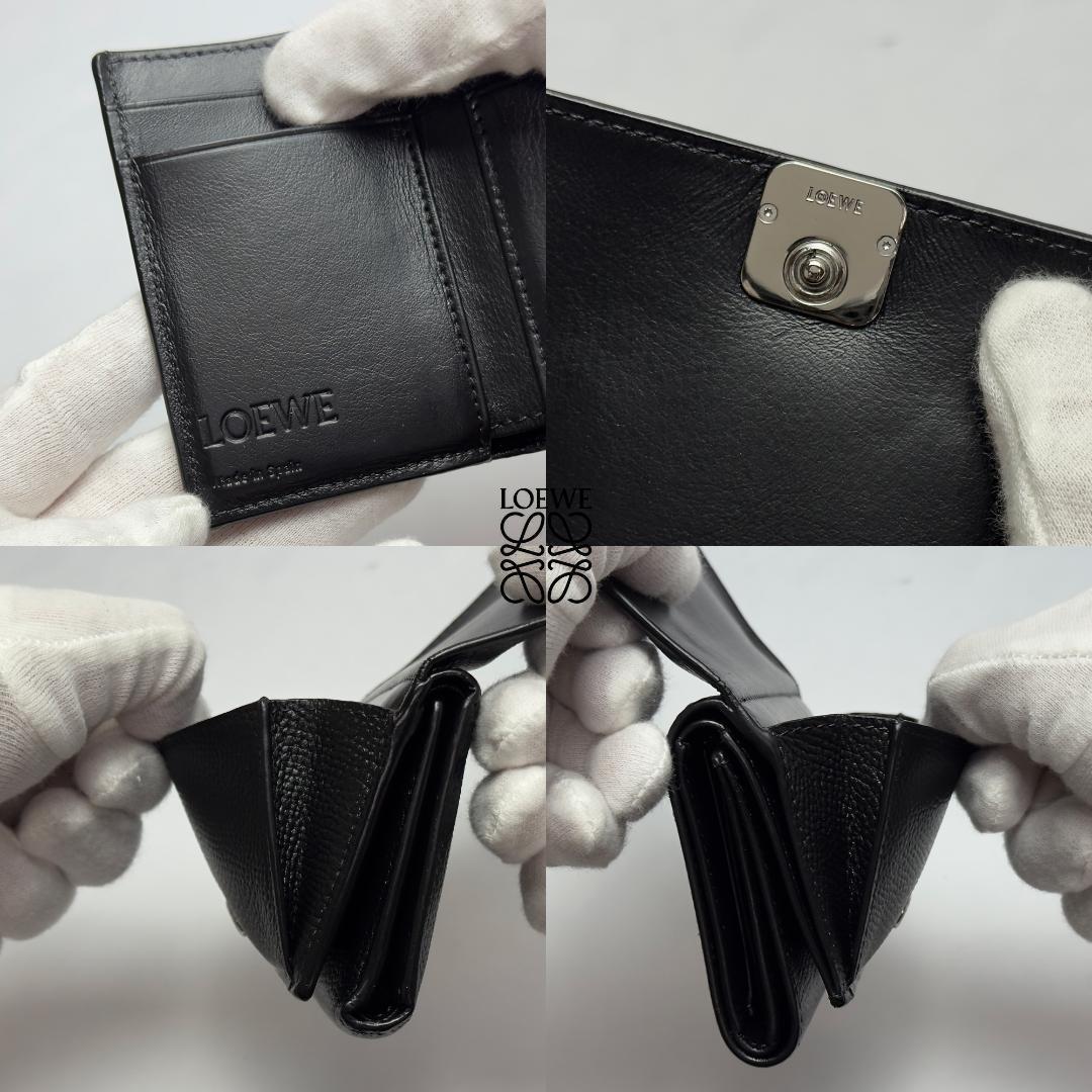正規品　ロエベ　アナグラム　トライフォールドウォレット　Wホック　三つ折り財布