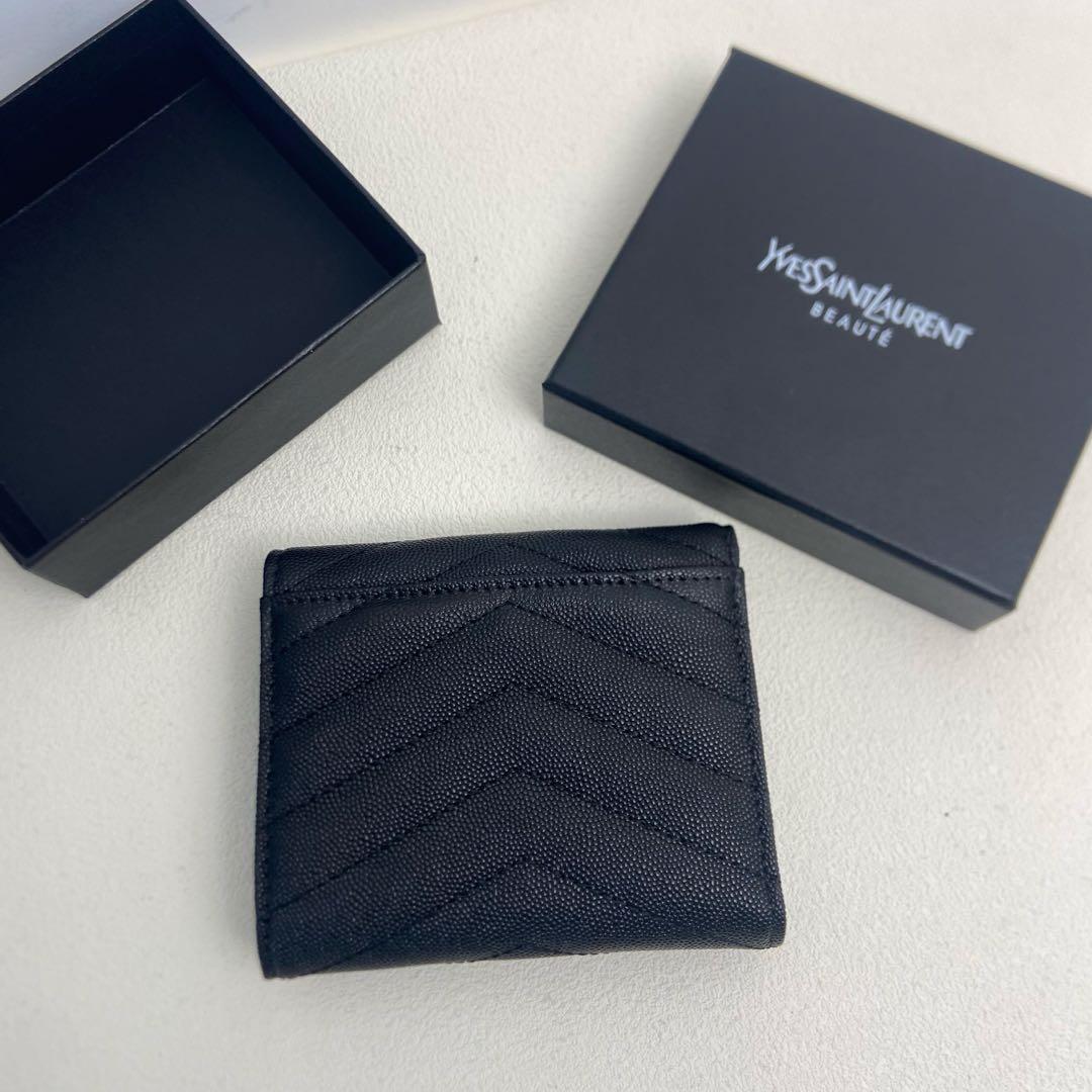 【極美品】YSL イブサンローラン マイクロカーフスキン 三つ折り財布