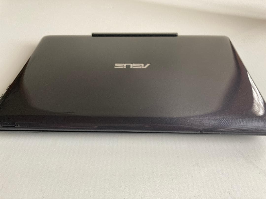ASUS タッチスクリーン ノートPC
