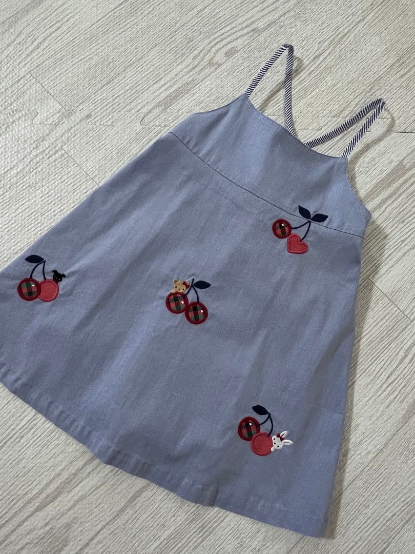 ファミリア　チェリー刺繍ワンピース 80センチ