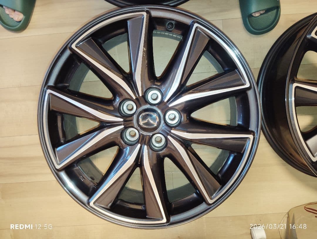 ＣＸ5KF純正アルミホイール 19 in 4本セット