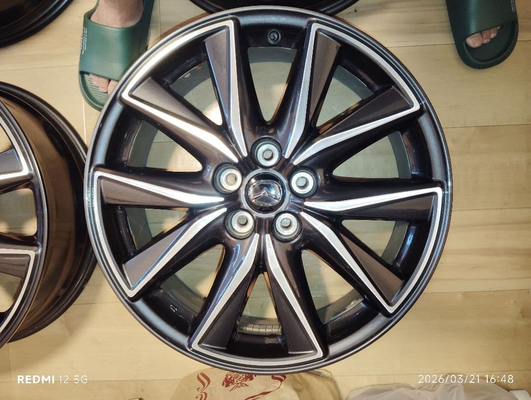 ＣＸ5KF純正アルミホイール 19 in 4本セット