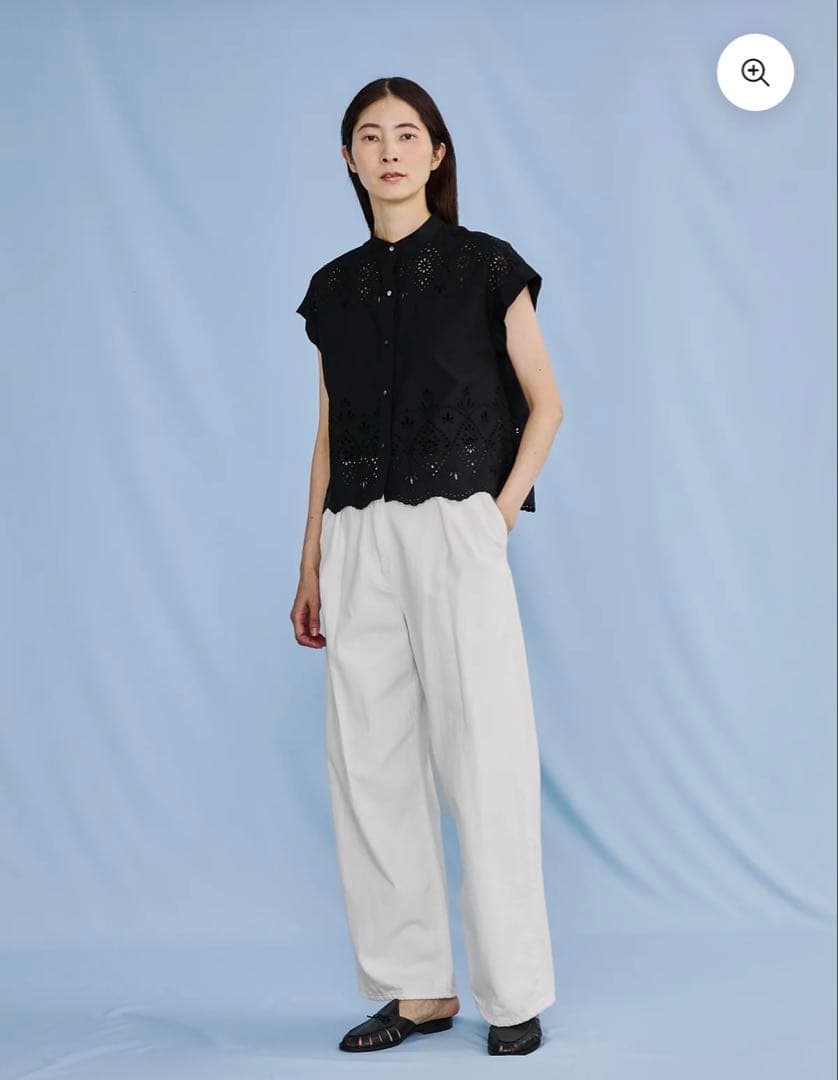 TICCA ライトデニムタックワイドパンツ　ホワイト　size①
