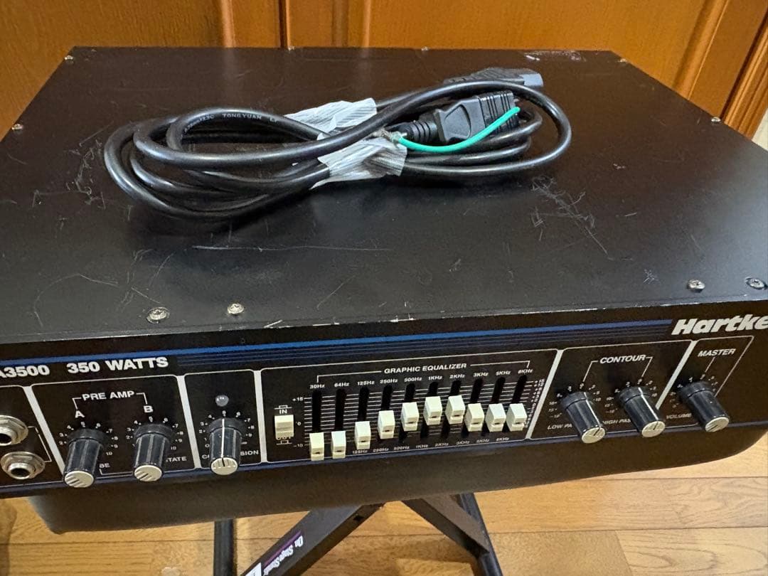 ベースアンプヘッド　Hartke HA3500