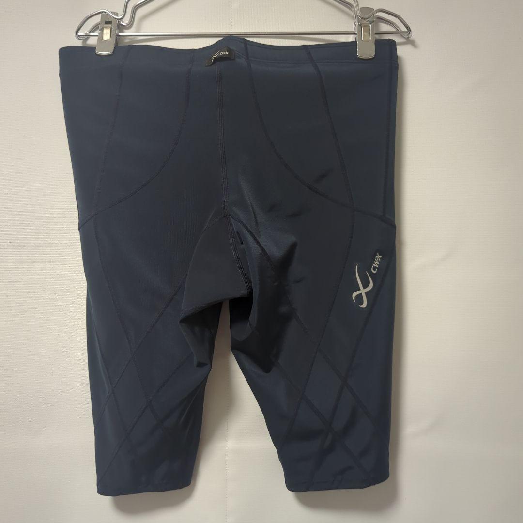 新品 CW-X ハーフ丈 ジェネレーター HZO655 Lサイズ ネイビー