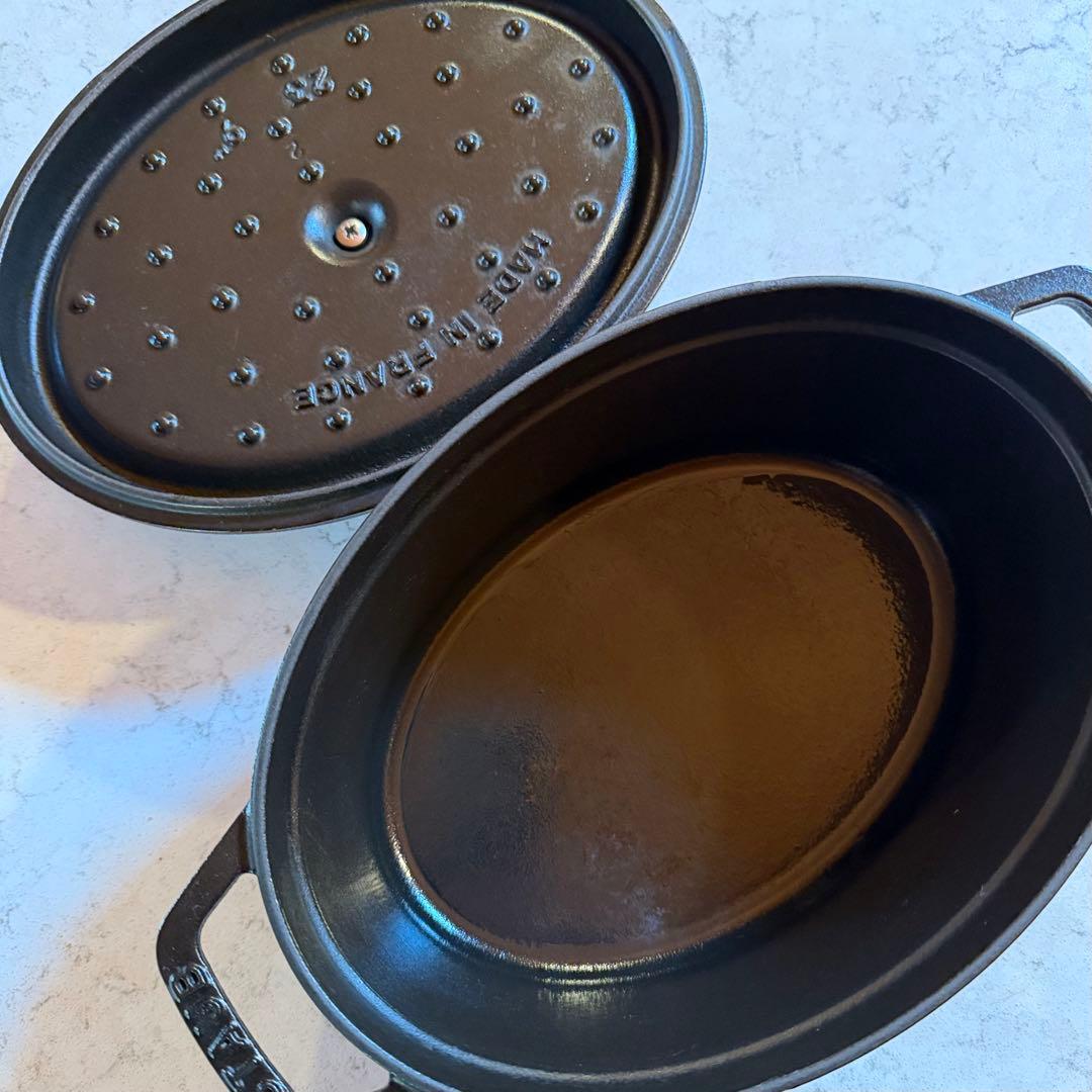 staub オーバル 23cm 正規品 ストウブ ピコココットオーバル ブラック