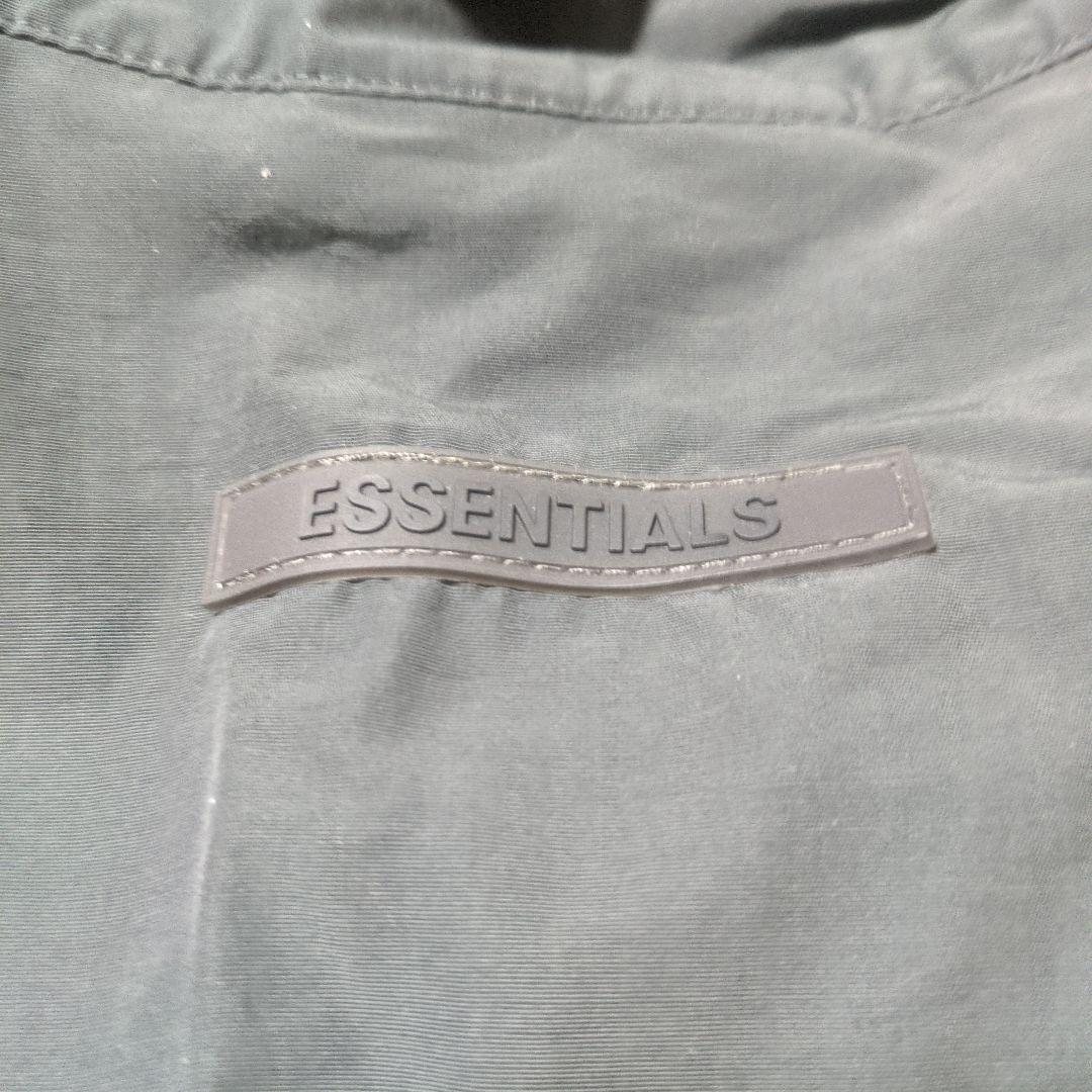 美品！ESSENTIALS FEAR OF GOD Mサイズ　ピステ