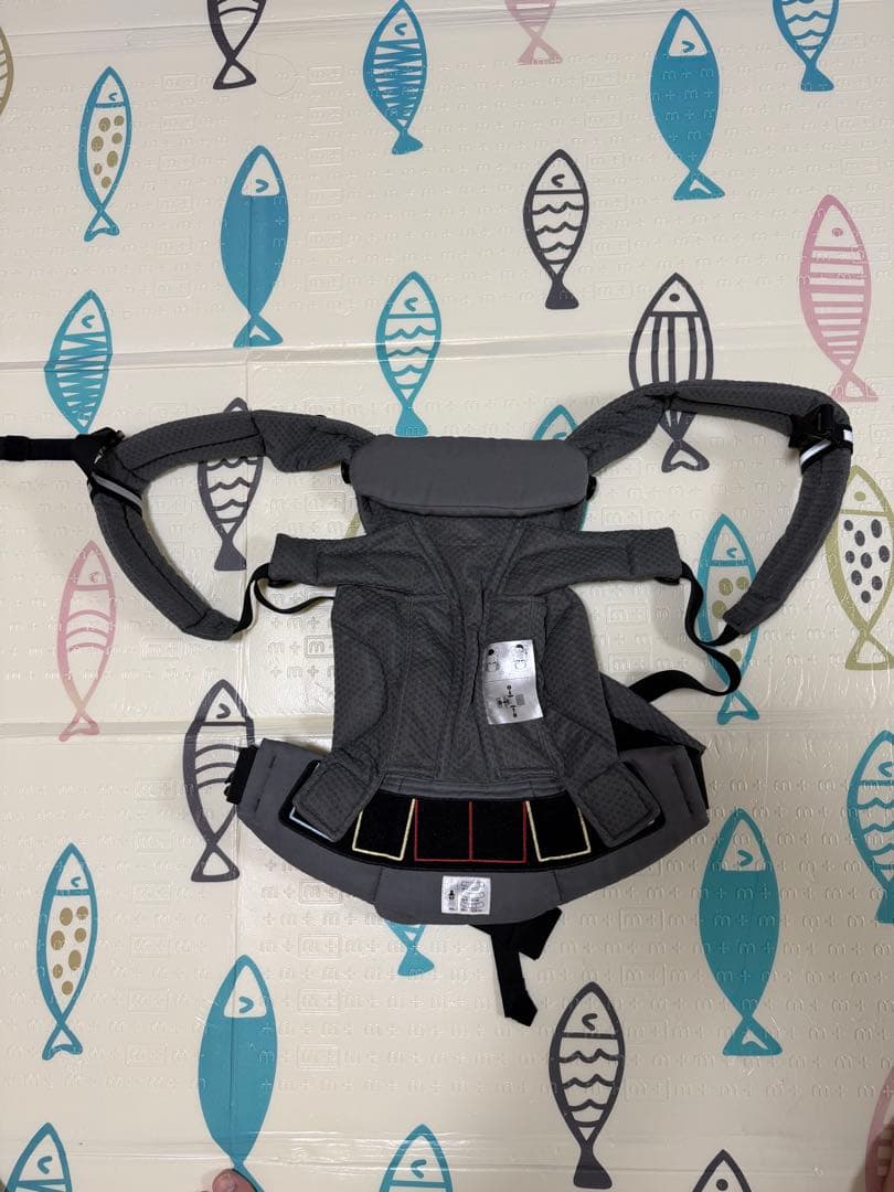 【中古】エルゴベビー　オムニブリーズ（抱っこ紐）