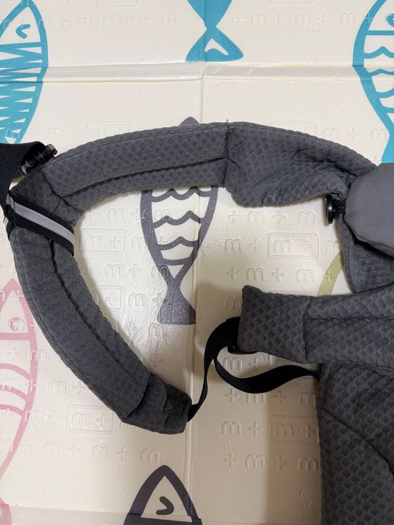【中古】エルゴベビー　オムニブリーズ（抱っこ紐）