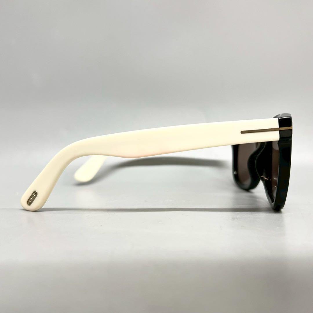 美品 TOM FORD サングラス ブラック ホワイト ブラウンTF-211