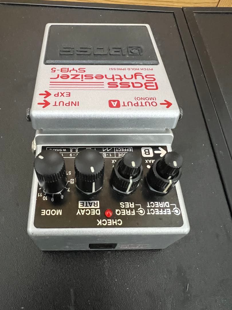 ベース BOSS Bass Synthesizer SYB-5