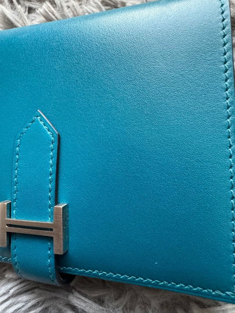【極美品】HERMES エルメス　 べアン　コンパクト　青　ブルー　シルバー金具