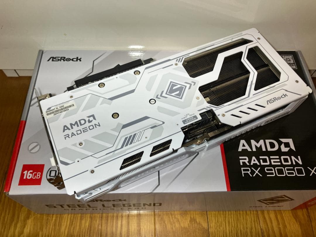 グラフィックボード・グラボ・ビデオカード ASRock Radeon RX 9060XT 16GB steellegend
