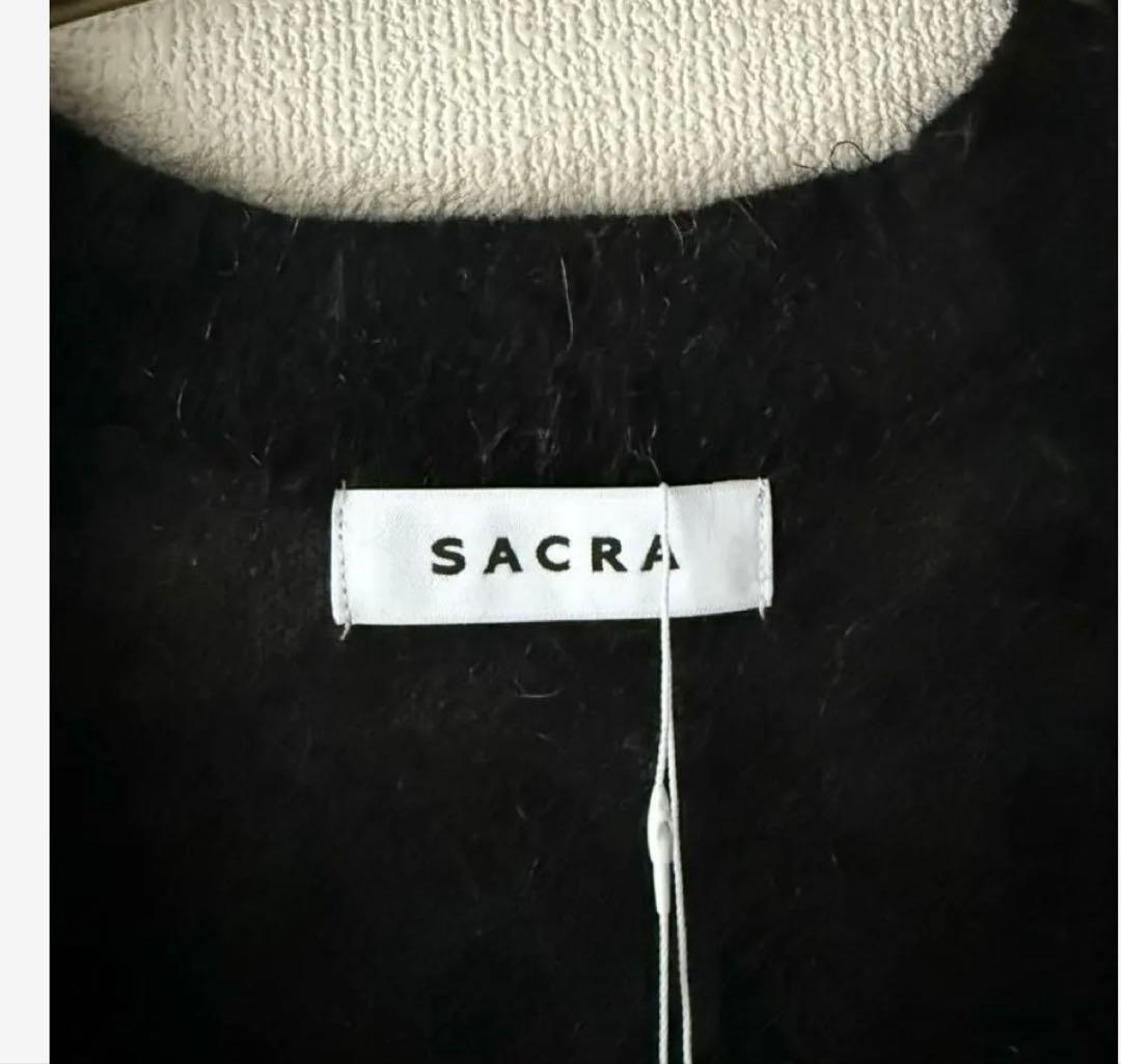 最終SALE★新品タグ付 【SACRA】黒 Vネック モヘアカーディガン