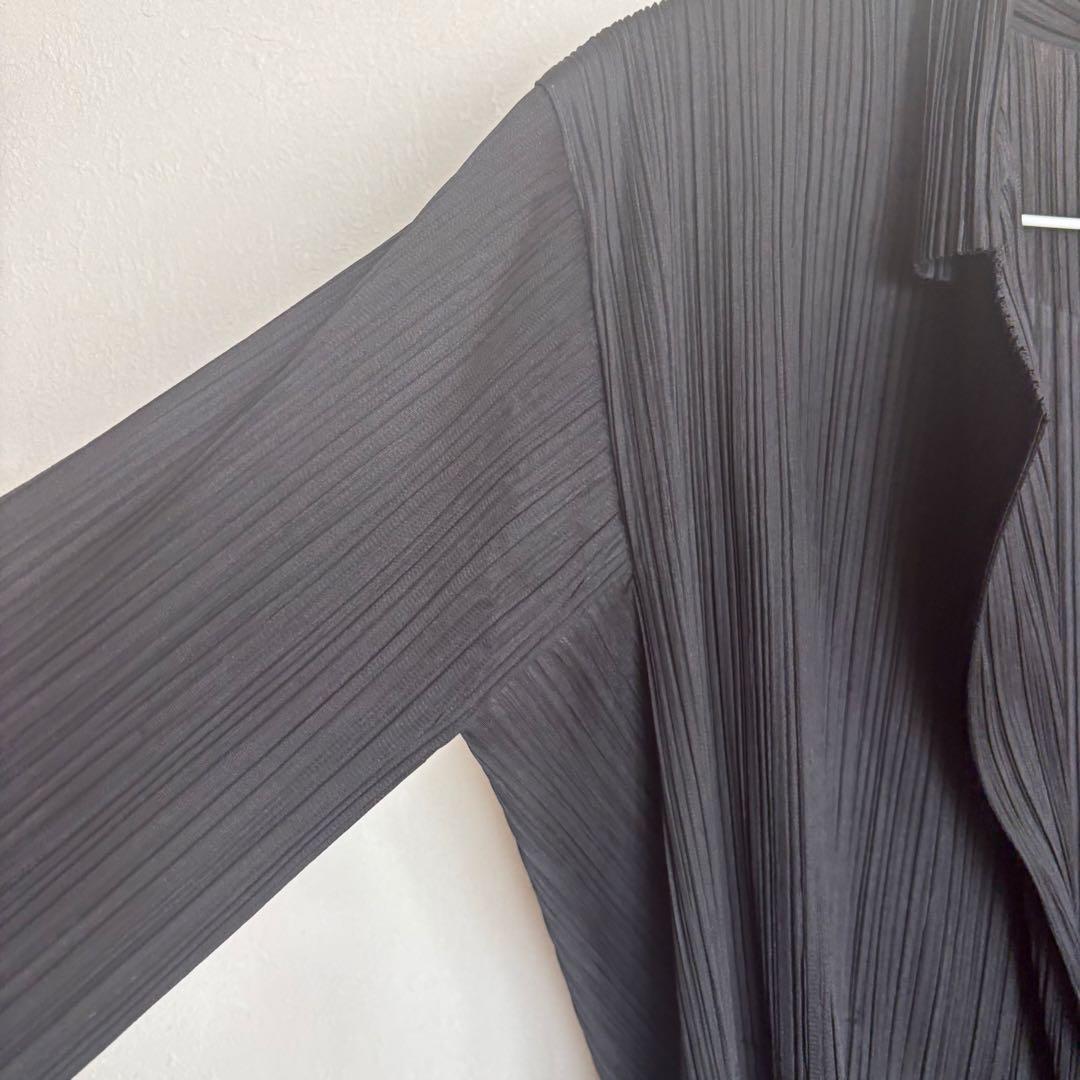 ISSEY MIYAKE ジャケットPLEATS PLEASE イッセイミヤケ黒