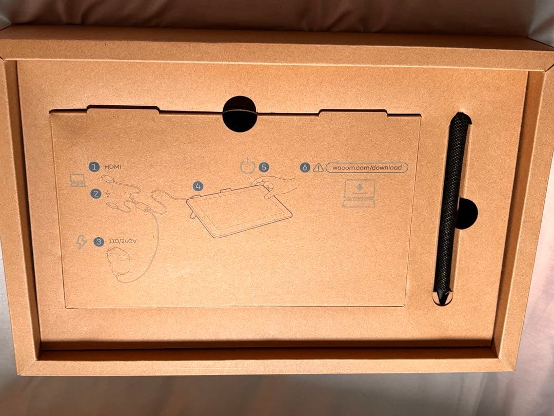 Wacom One 液タブ 13.3型