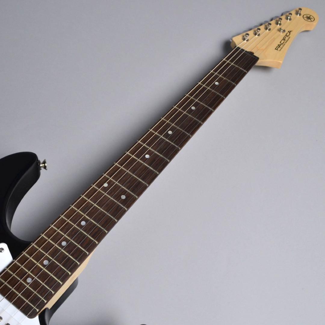 Yamaha PACIFICA 未使用、美品！ブラックエレキギター