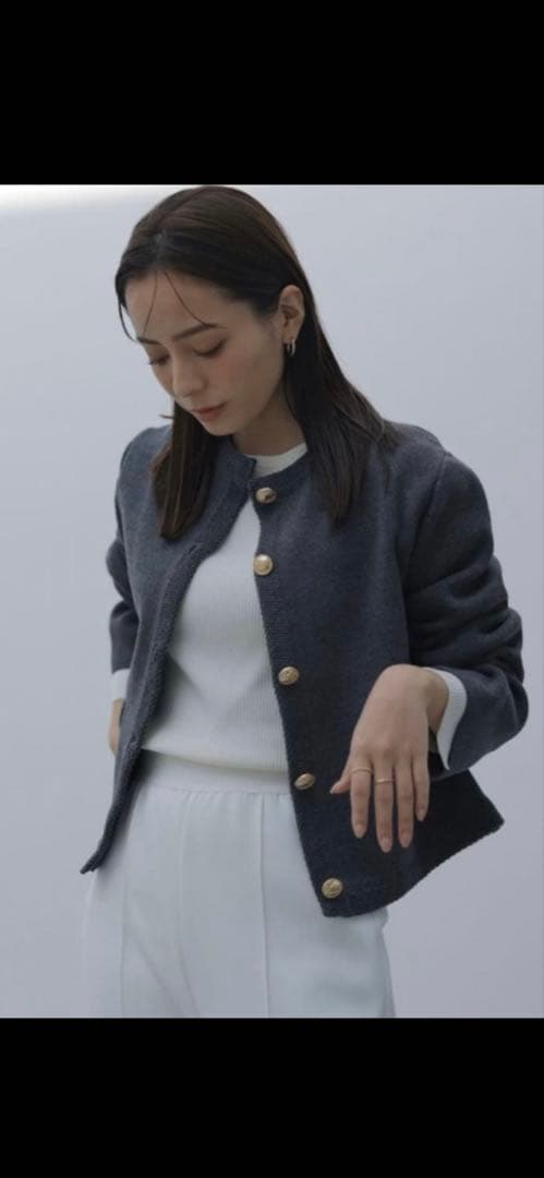 グレー ボタン付きカーディガン 長袖