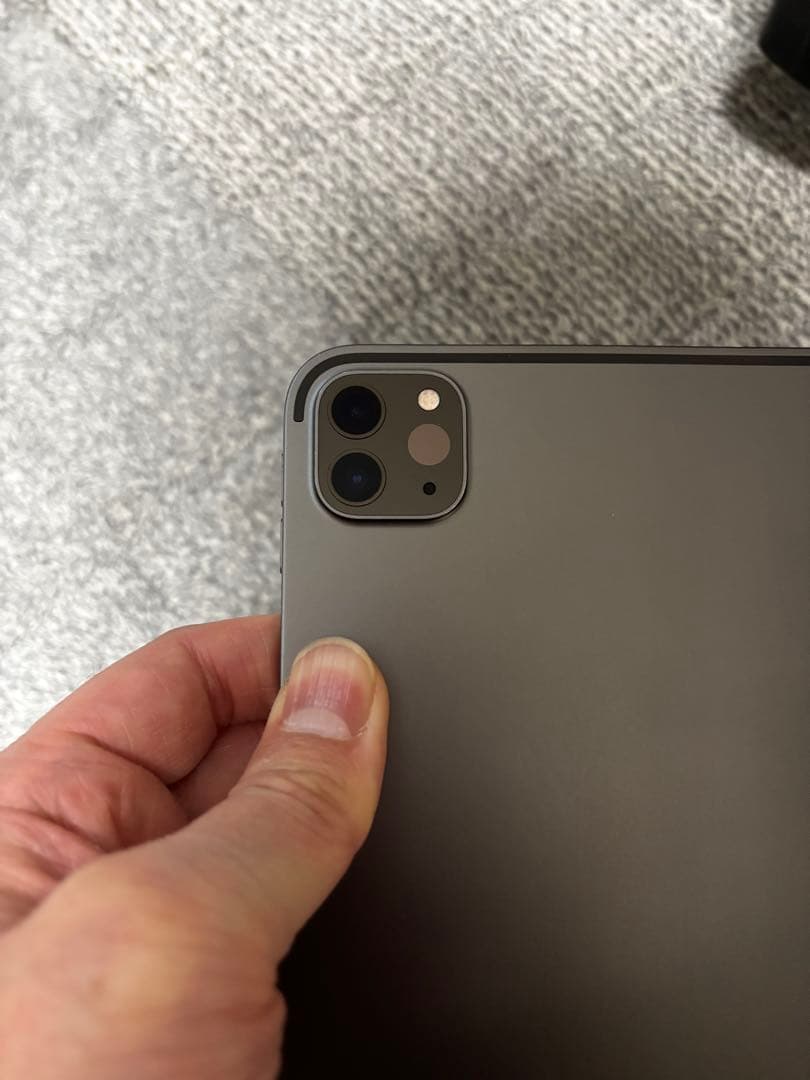 第4世代 iPad Pro 12.9インチ スペースグレー