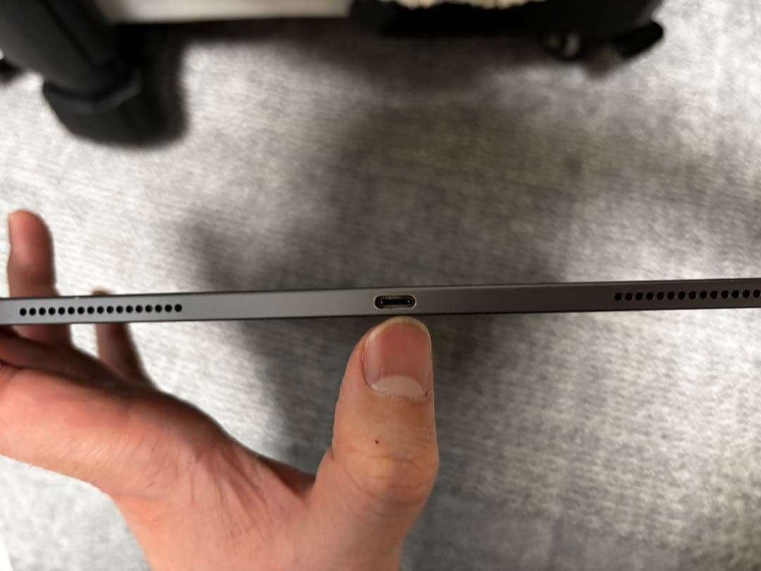 第4世代 iPad Pro 12.9インチ スペースグレー