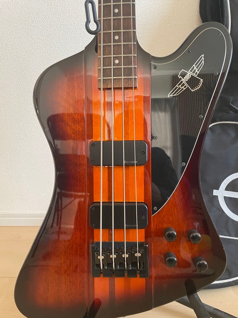 Epiphone Thunderbird IV-PRO ベース