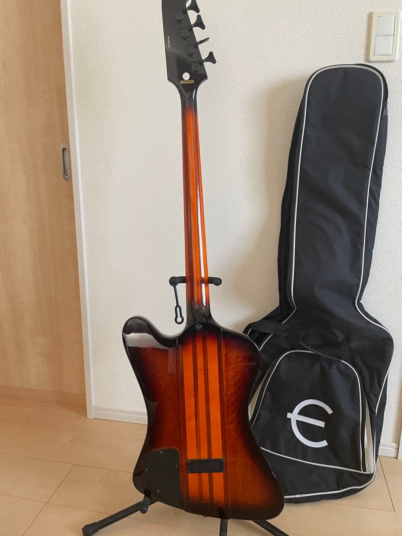 Epiphone Thunderbird IV-PRO ベース