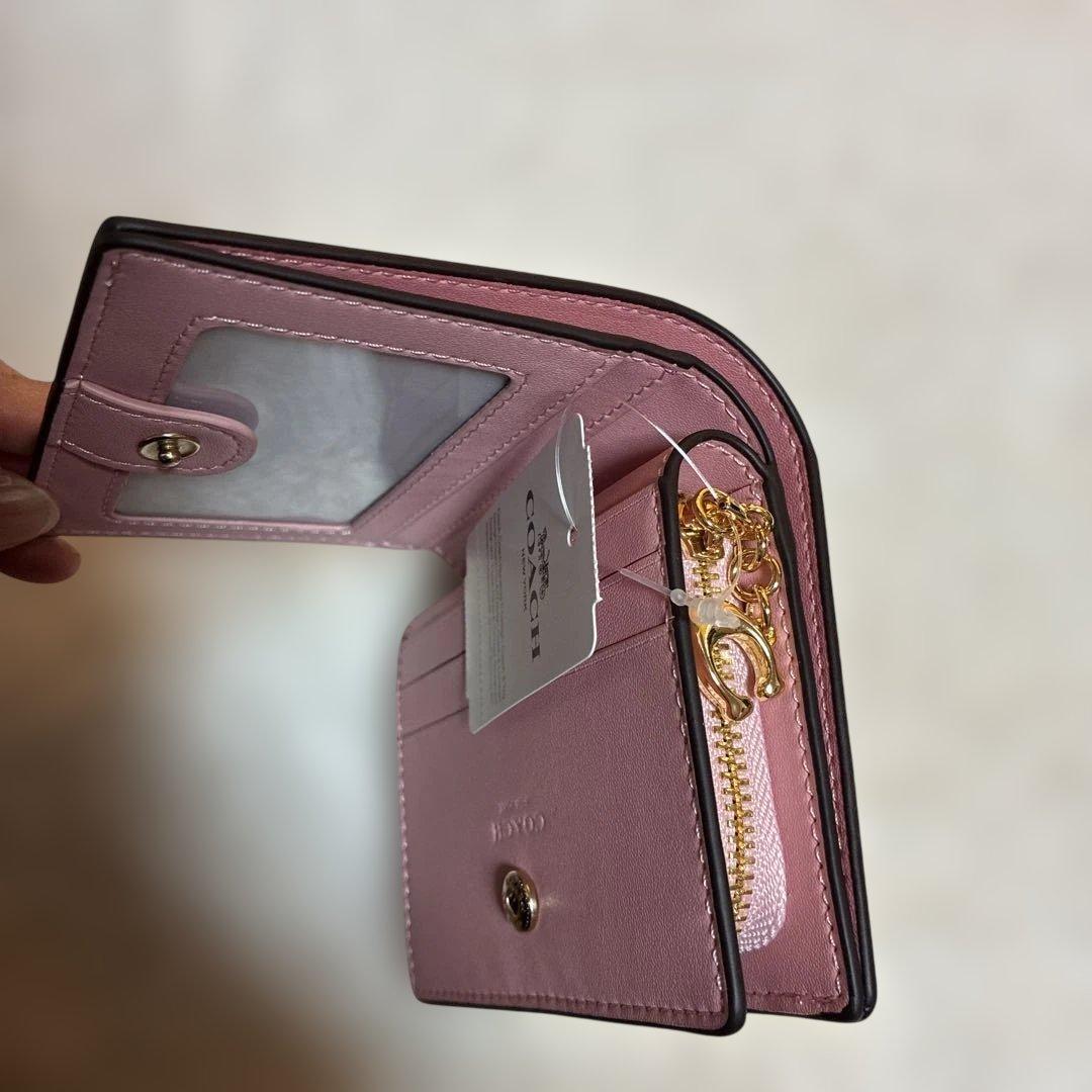 【新品未使用】COACH コーチ　二つ折り　財布　ピンク