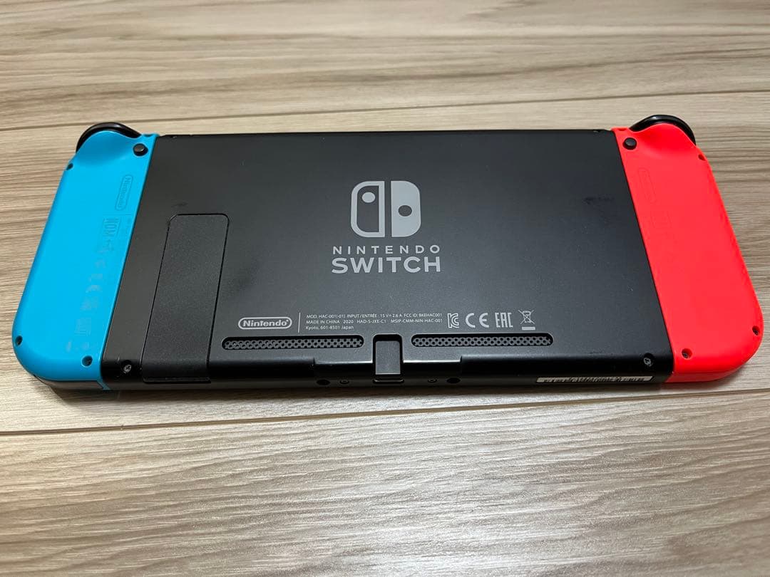 【美品】Nintendo Switch 本体 赤/青 SDカード付