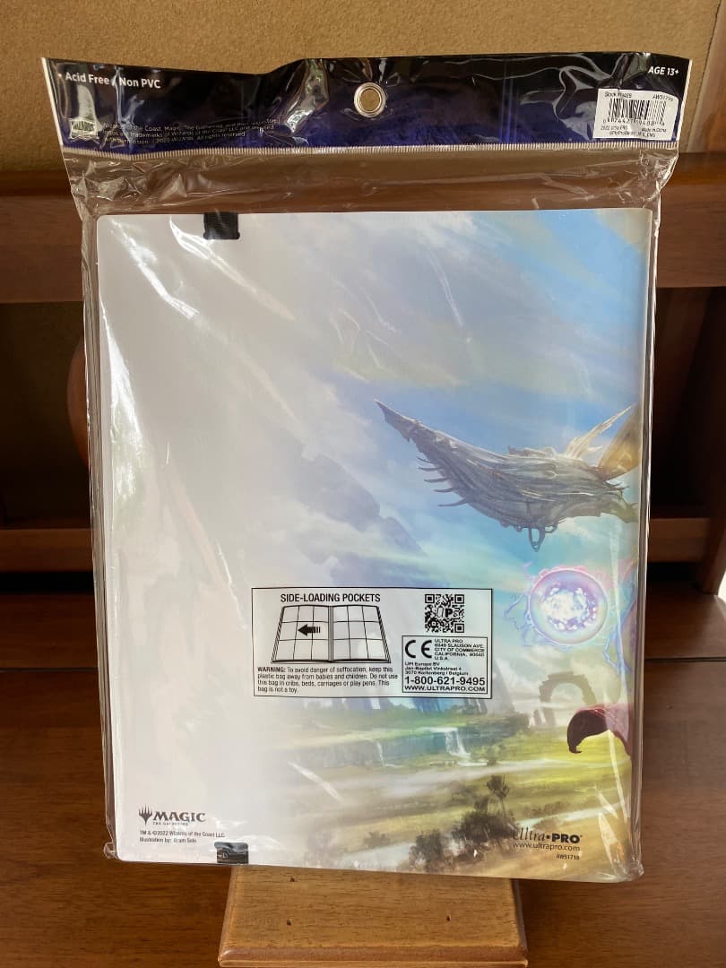 MTG：団結のドミナリア　9ポケットバインダー　Ultra•PRO