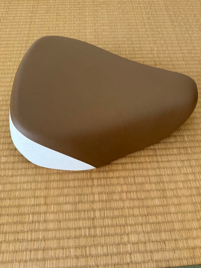 リトルカブ 純正シート ASSY ホワイト×ベージュ 白茶 ブラウン カブ 50
