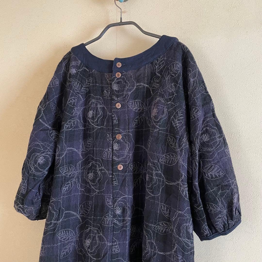 ♪コットンハウスアヤ/花刺繍 ウールワンピース