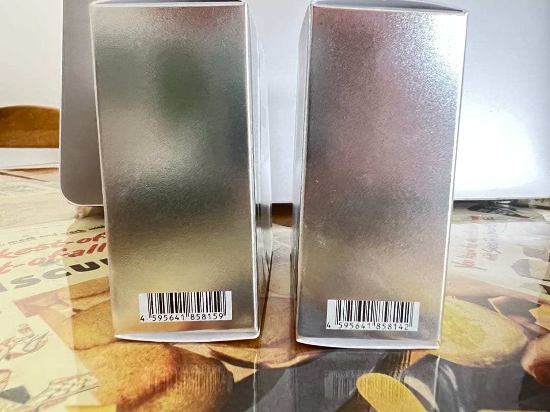 スピケアV3シャイニングファンデーション本体＋詰替　新品