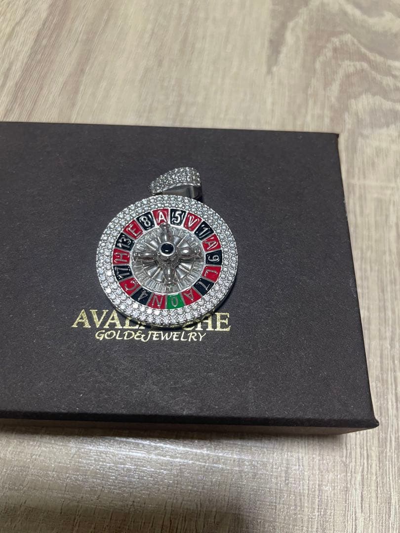 AVALANCHE ルーレットデザイン ペンダント
