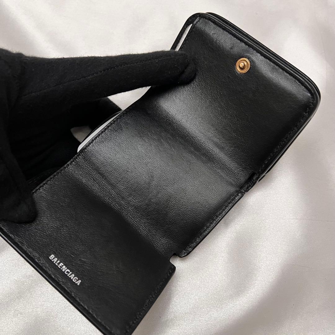 ◇極美品◇バレンシアガ　エブリデイ　コンパクト三つ折り財布　レザー　ブラック