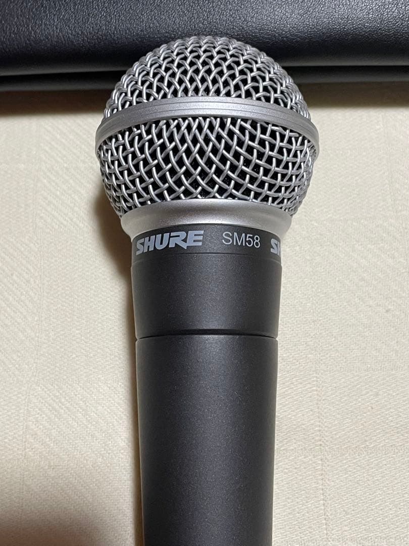 SHURE SM58 ダイナミックマイク 本体とケース付き