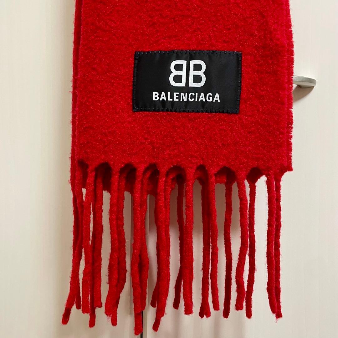 BALENCIAGA 赤 ロゴマフラー フリンジ付き