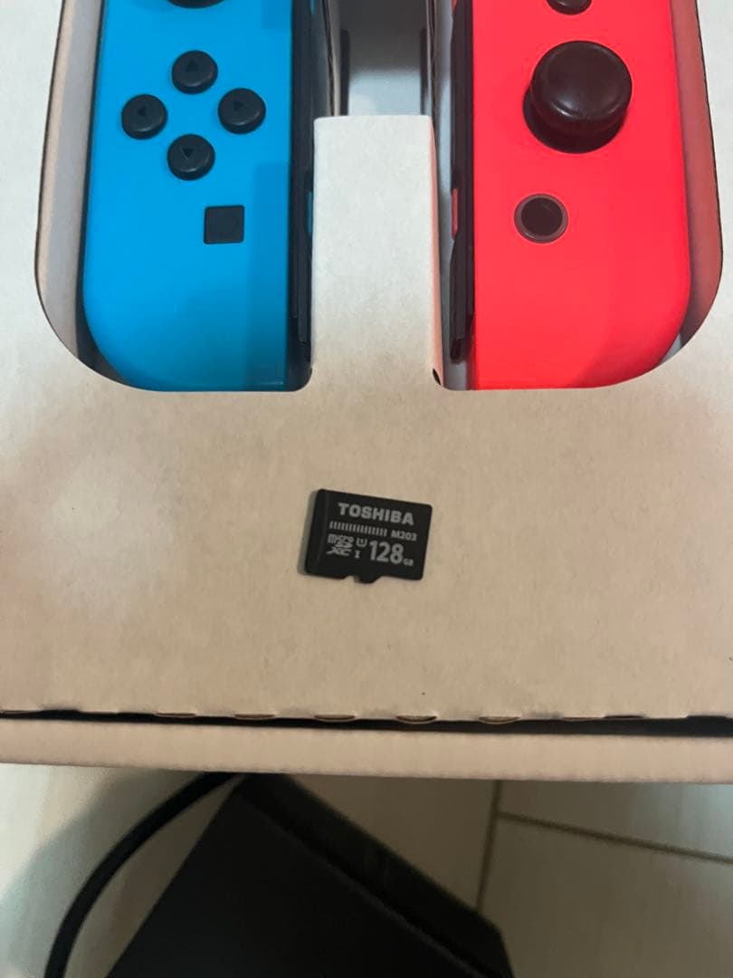 Nintendo Switch 本体 赤/青 SDカード付き