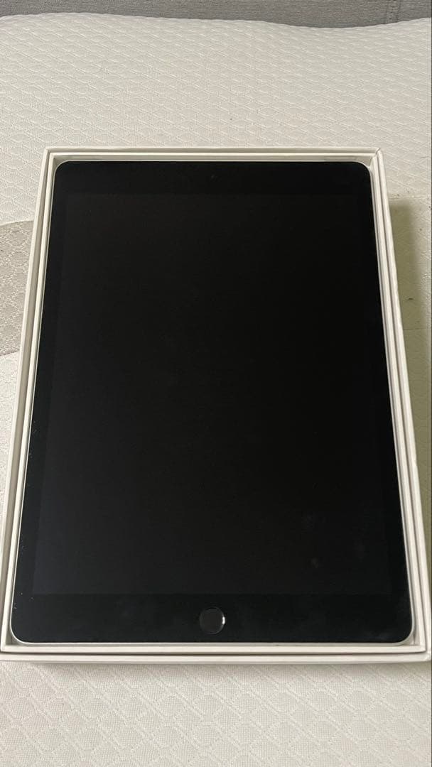 Apple iPad 第9世代 WiーFi＋cellular 64GB グレー