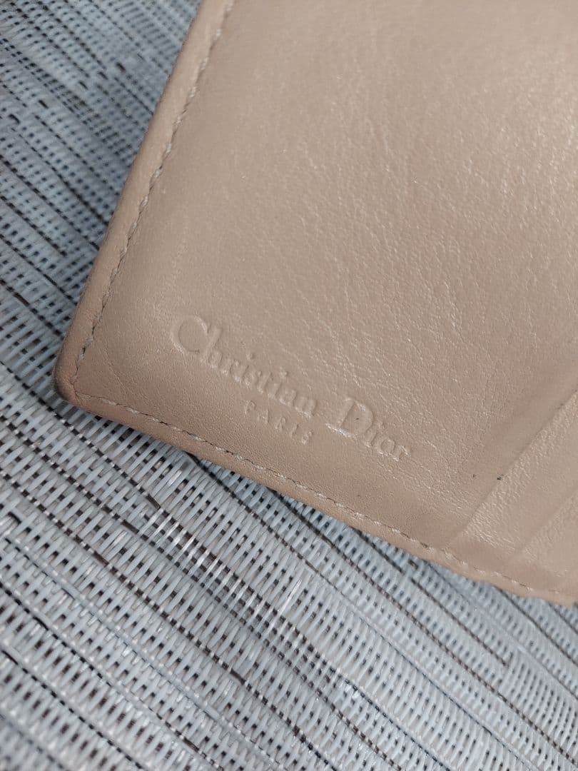 Christian Dior　二つ折り財布 ハート型ロック付き トロッター　美品