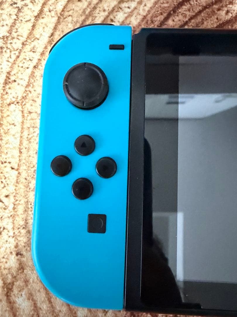 Nintendo Switch ニンテンドースイッチ本体　ネオン①