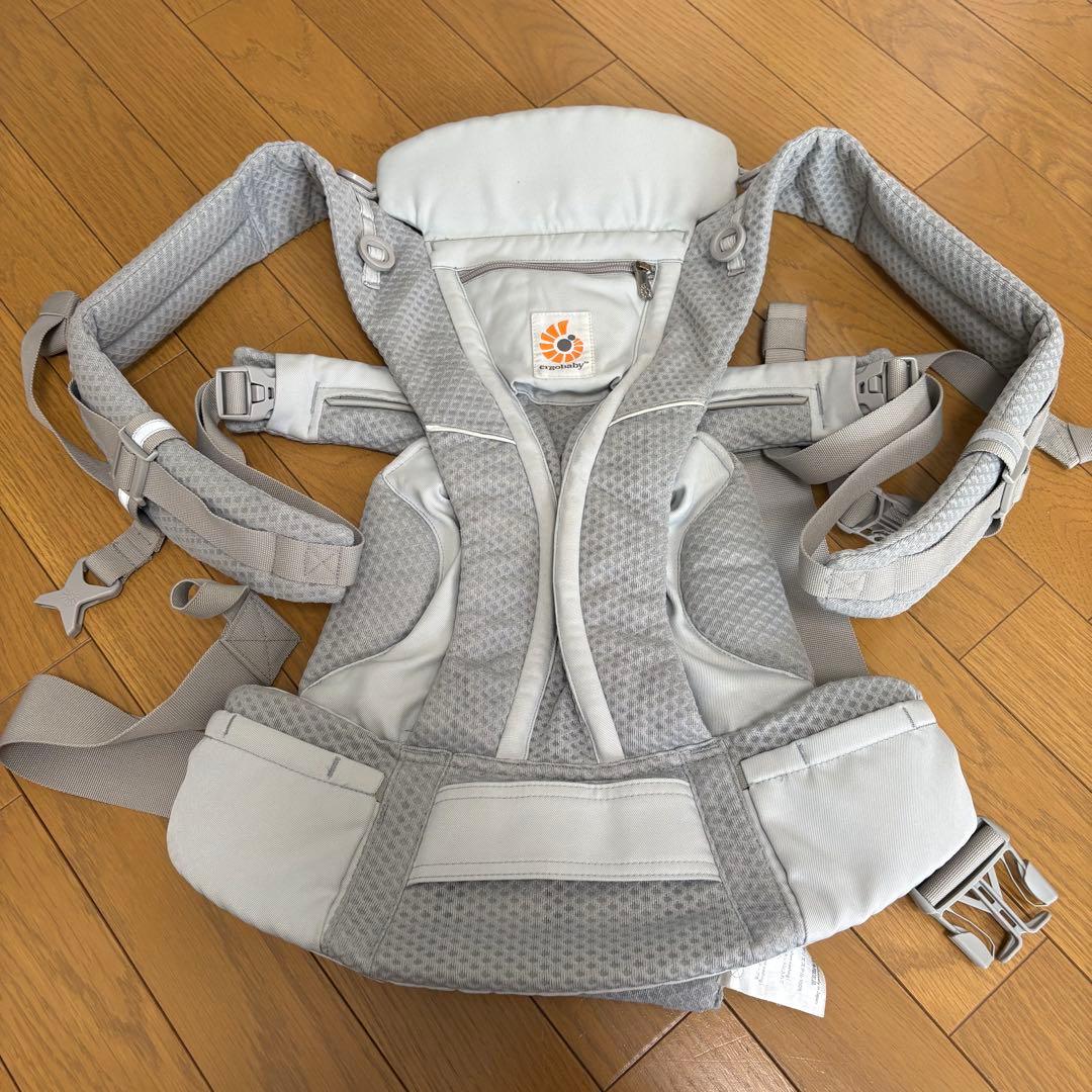 【値下げ】ergobaby 抱っこ紐 グレー オムニブリーズ おまけ付き