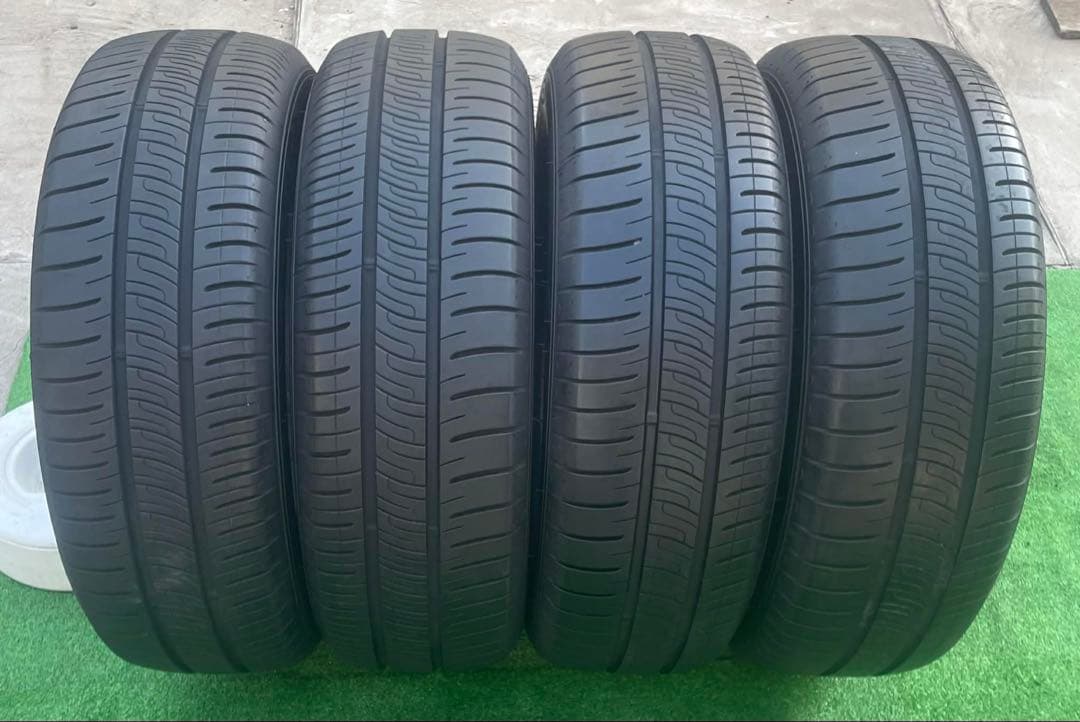 205/65 R15 DUNLOP ENASAVE RV505ラジアルタイヤ