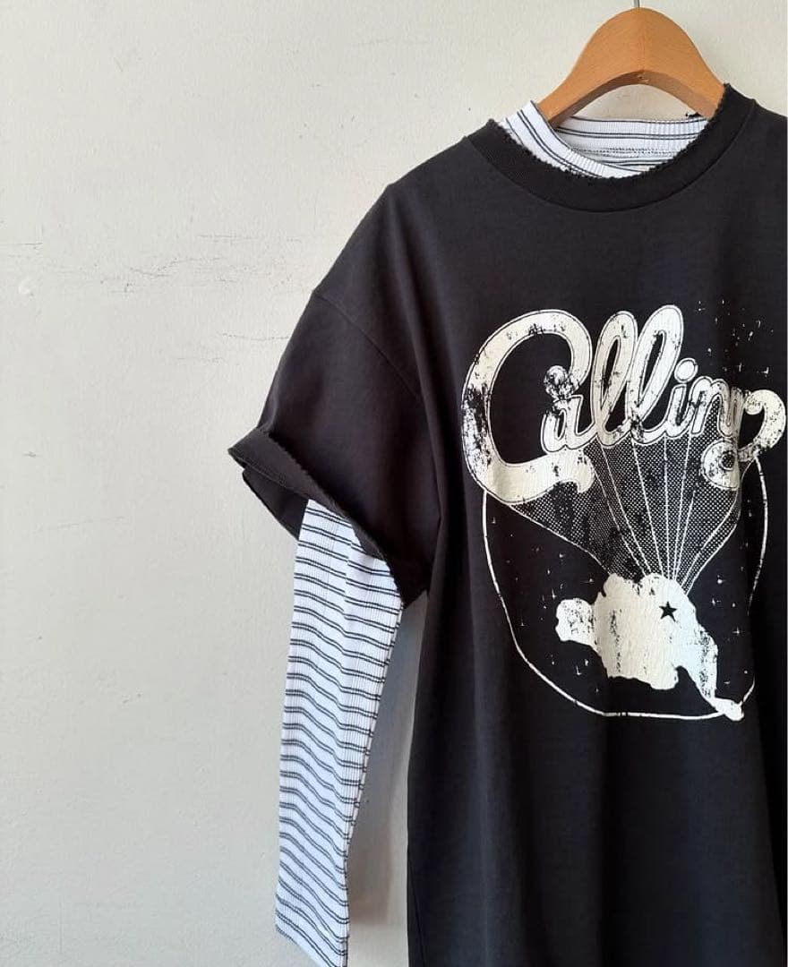 とまと　CALLING ROCK T-SHIRT