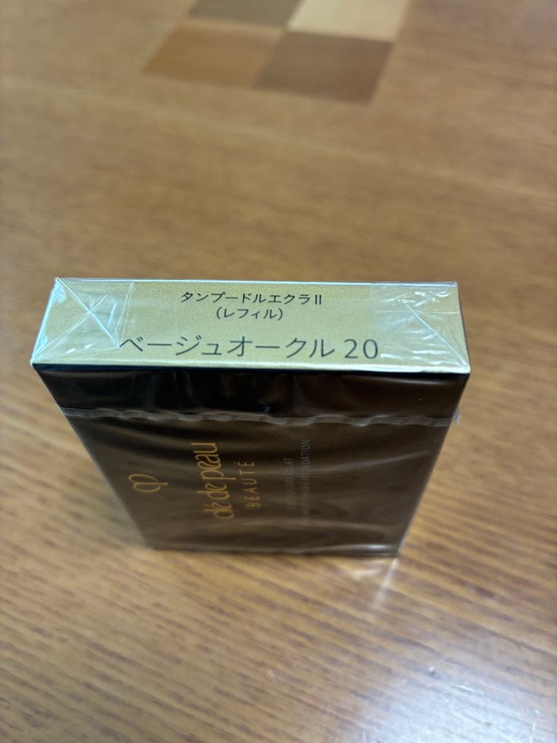 クレドポー　タンプードルエクラii ベージュオークル20（レフィル）