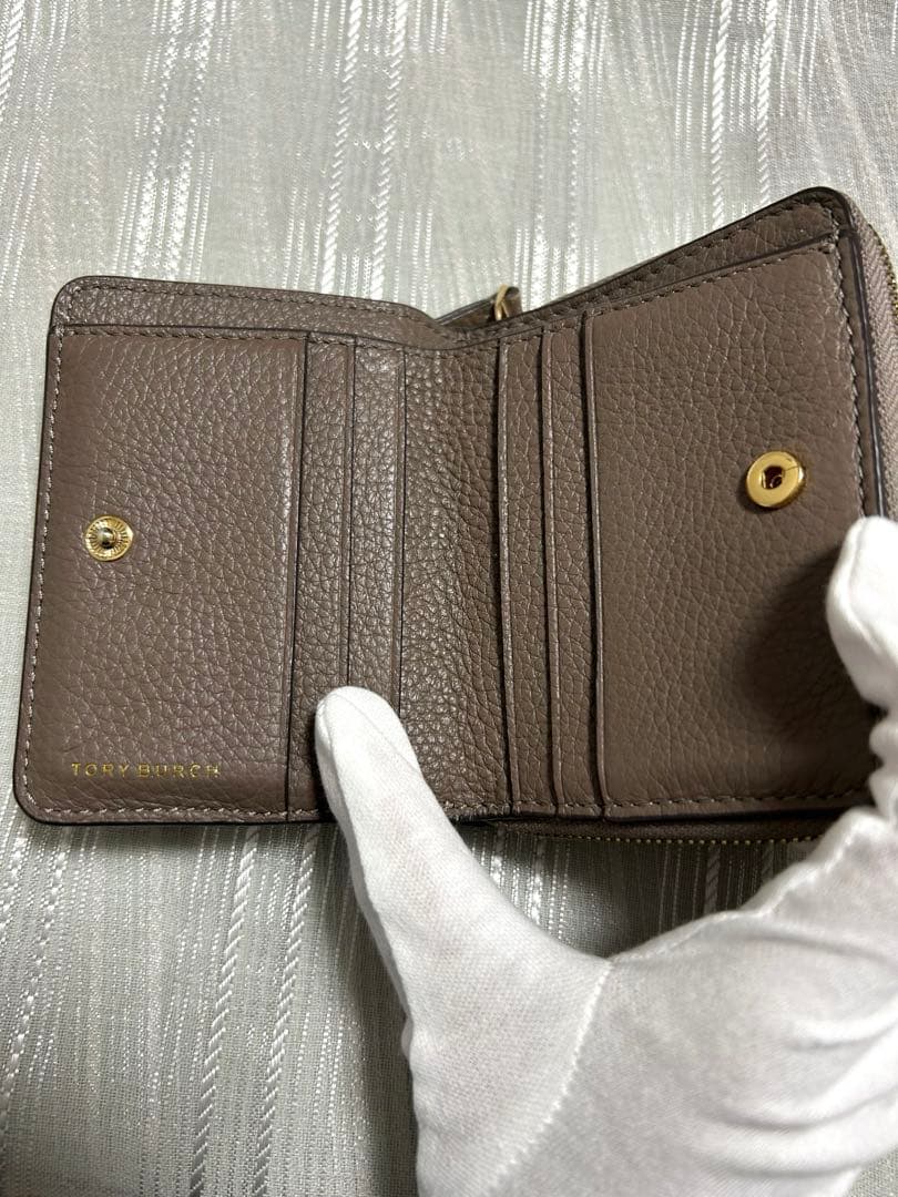 Tory Burch 二つ折り財布 グレー